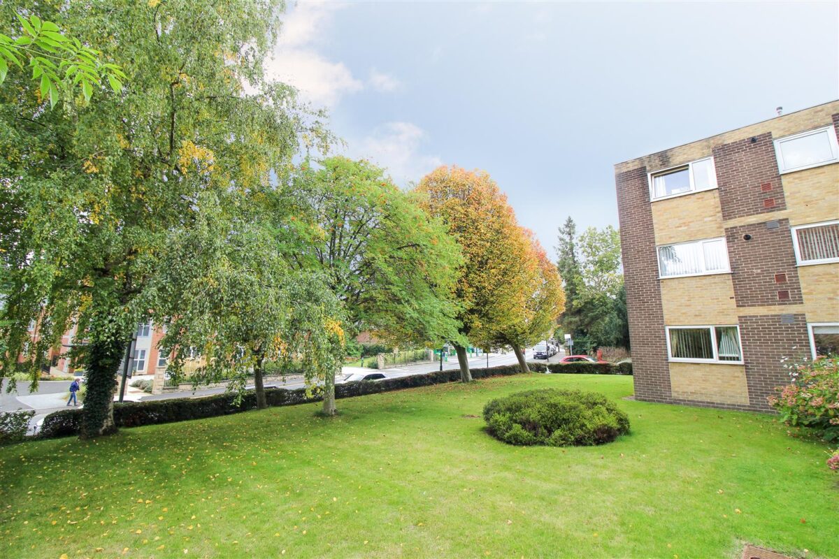 Crescent Parade, Ripon