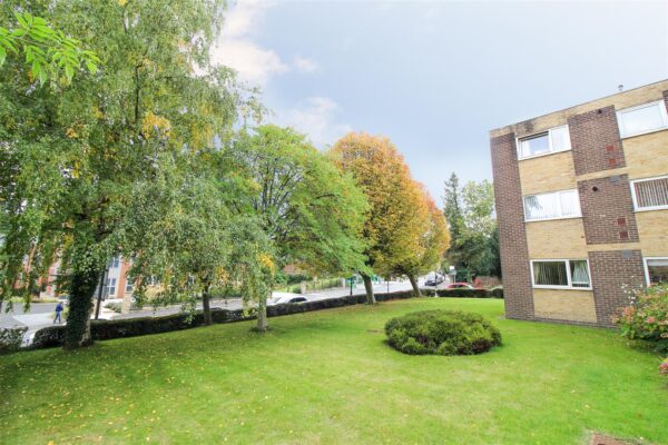 Crescent Parade, Ripon