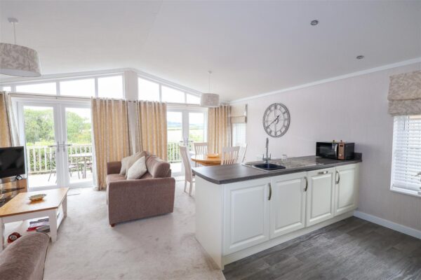 Hollin Park lodges, Sutton Road, Thirsk