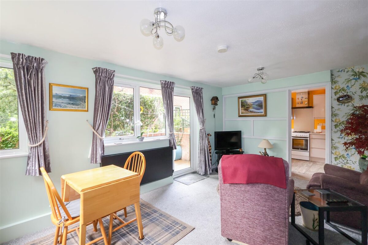 The Knoll, Palace Road, Ripon