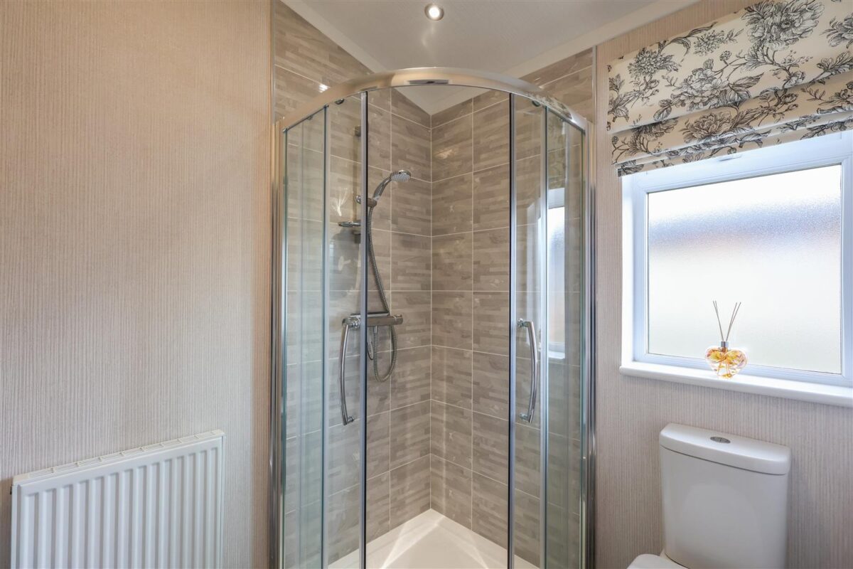 Hollin Park lodges, Sutton Road, Thirsk