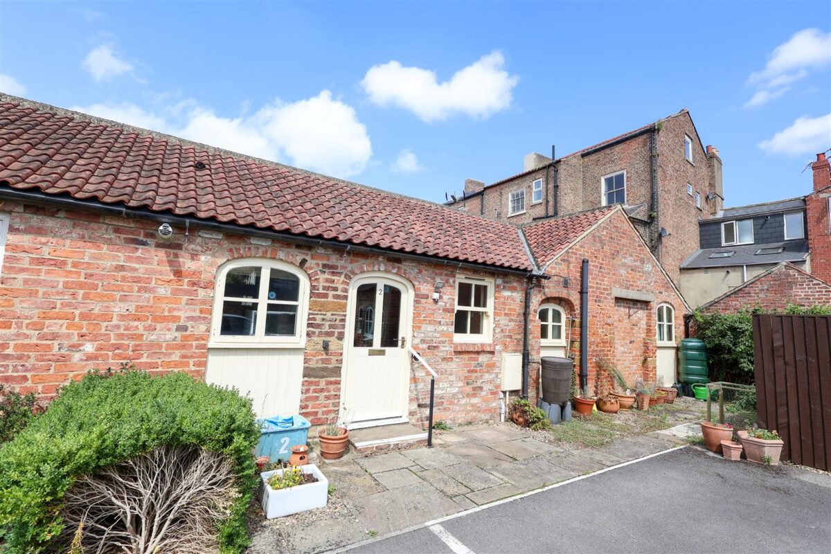 Picks Court, Thirsk