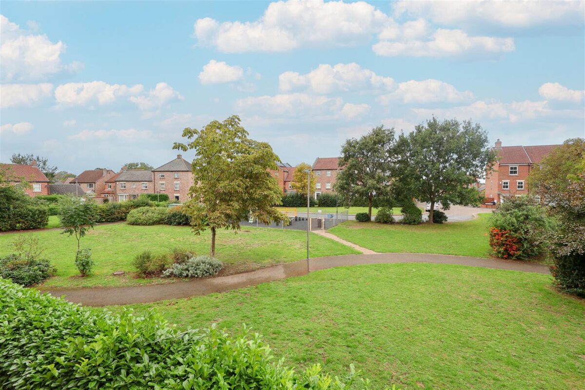 The Dialstone, Thirsk