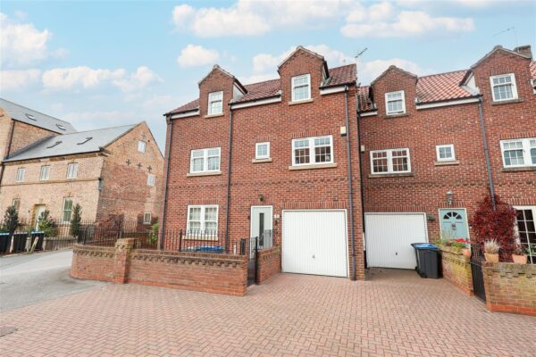 Chapel Mews, Thirsk
