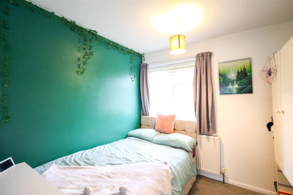 Whitcliffe Drive, Ripon