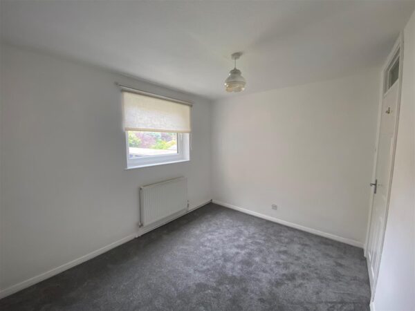 Crescent Parade, Ripon