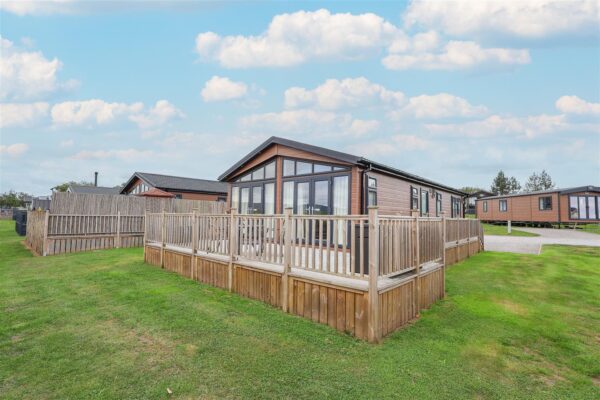 Hollin Park lodges, Sutton Road, Thirsk