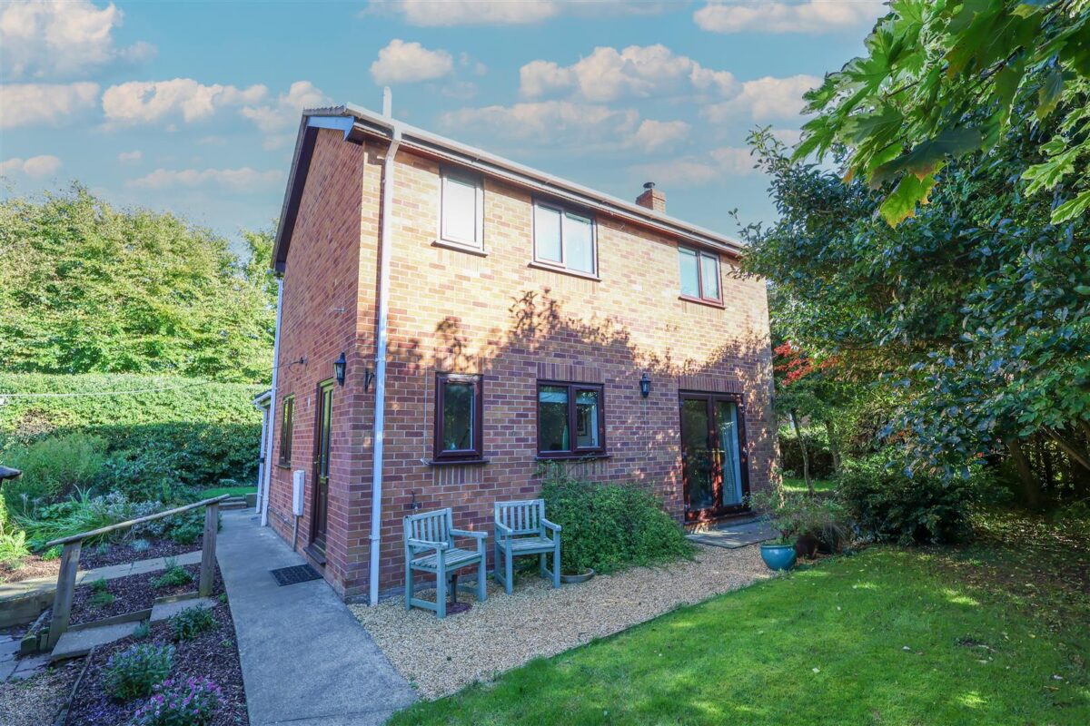 Whitelass Close, Thirsk