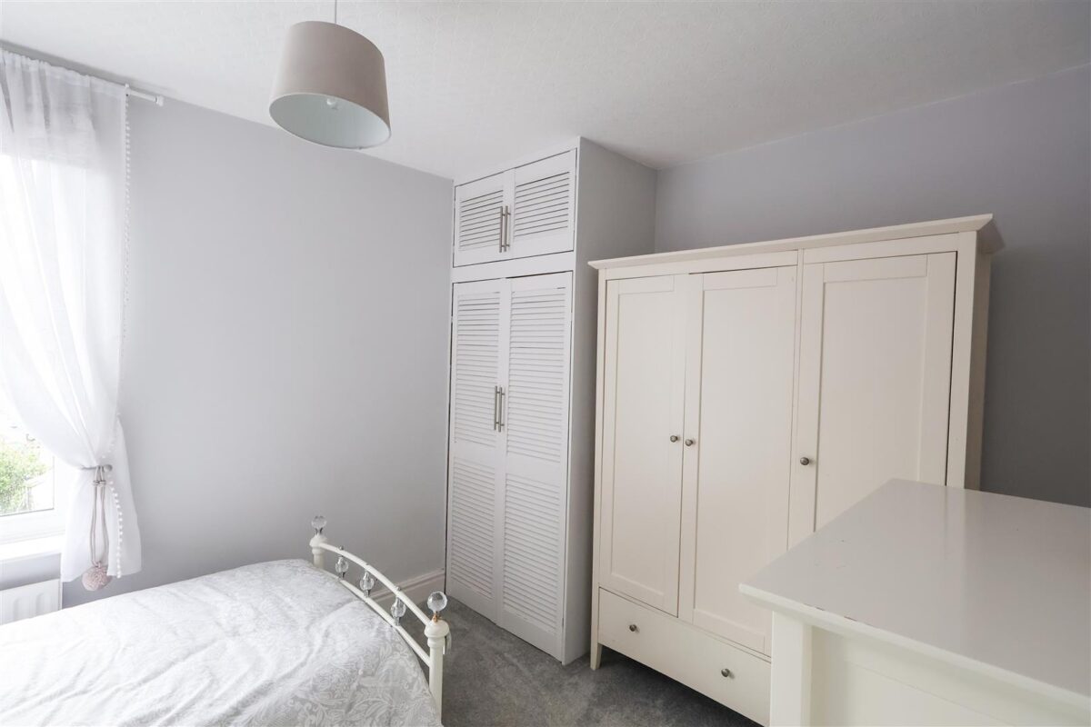 Melbourne Place, Sowerby