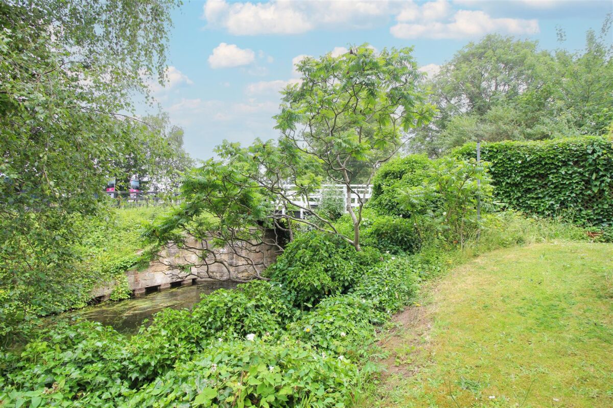 Dallamires Lane, Ripon