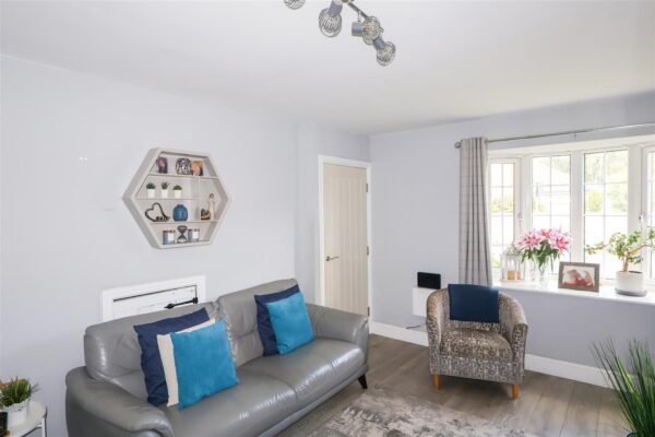 Manor Close, Topcliffe