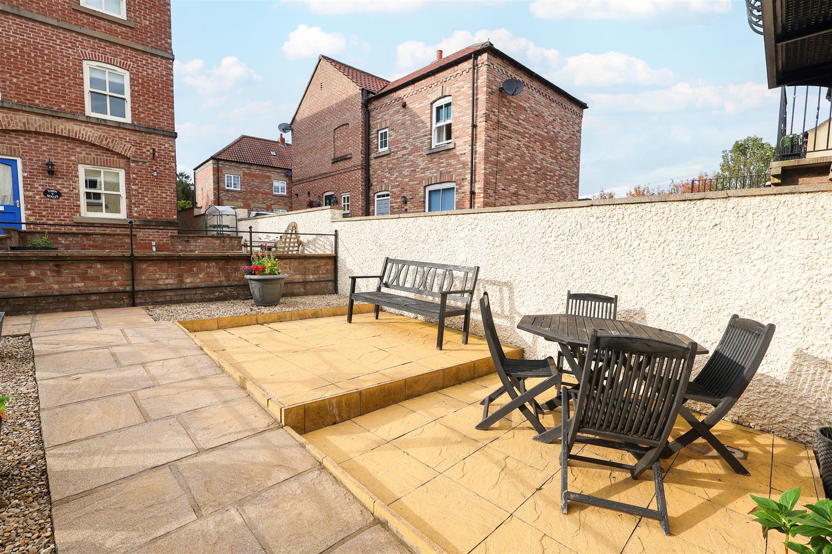 Florentines Court, Allhallowgate, Ripon