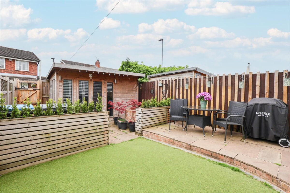Manor Close, Topcliffe