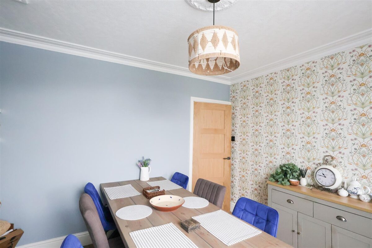 Melbourne Place, Sowerby