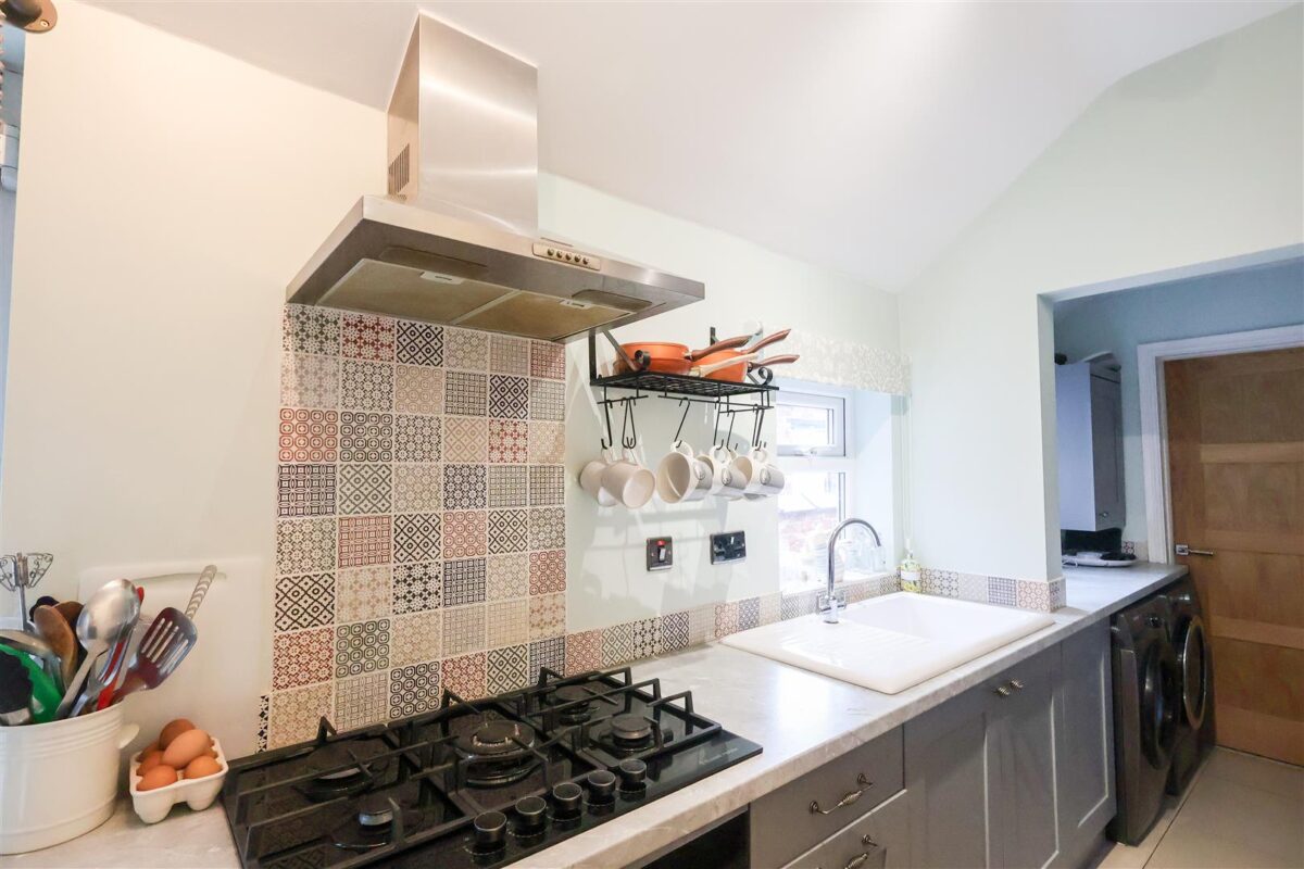 Melbourne Place, Sowerby