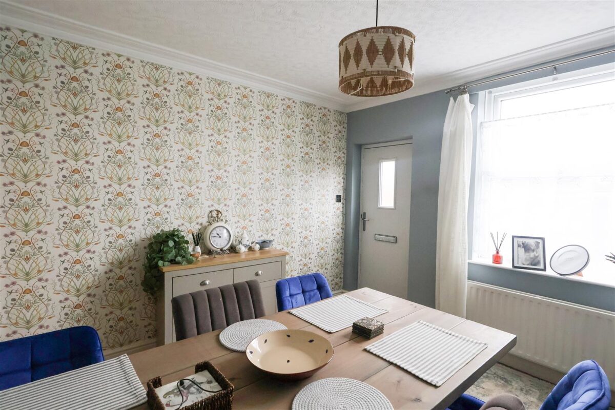 Melbourne Place, Sowerby