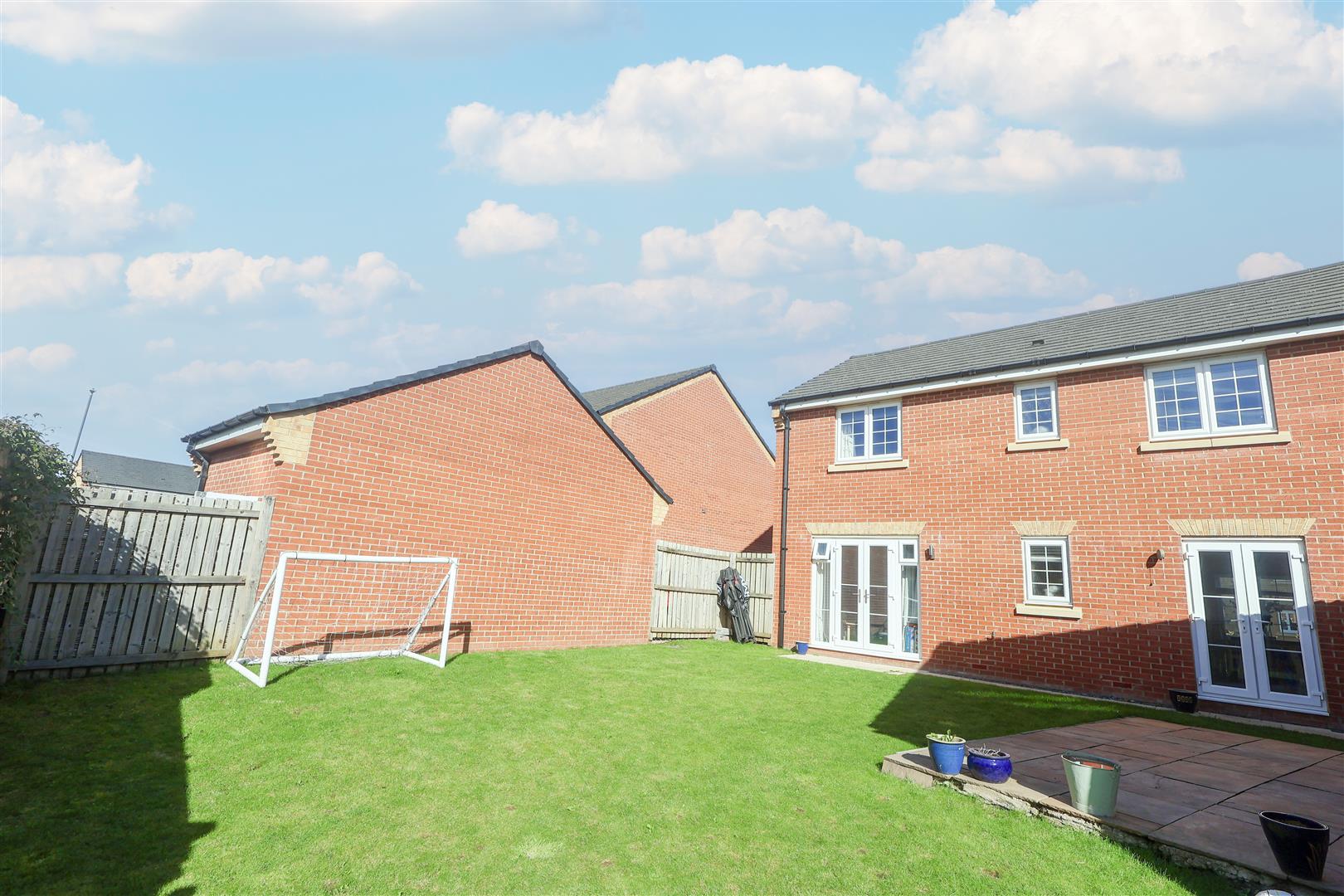 Evergreen Way, Sowerby