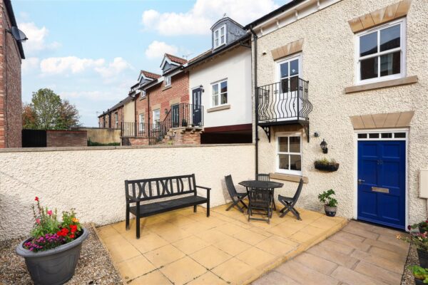Florentines Court, Allhallowgate, Ripon