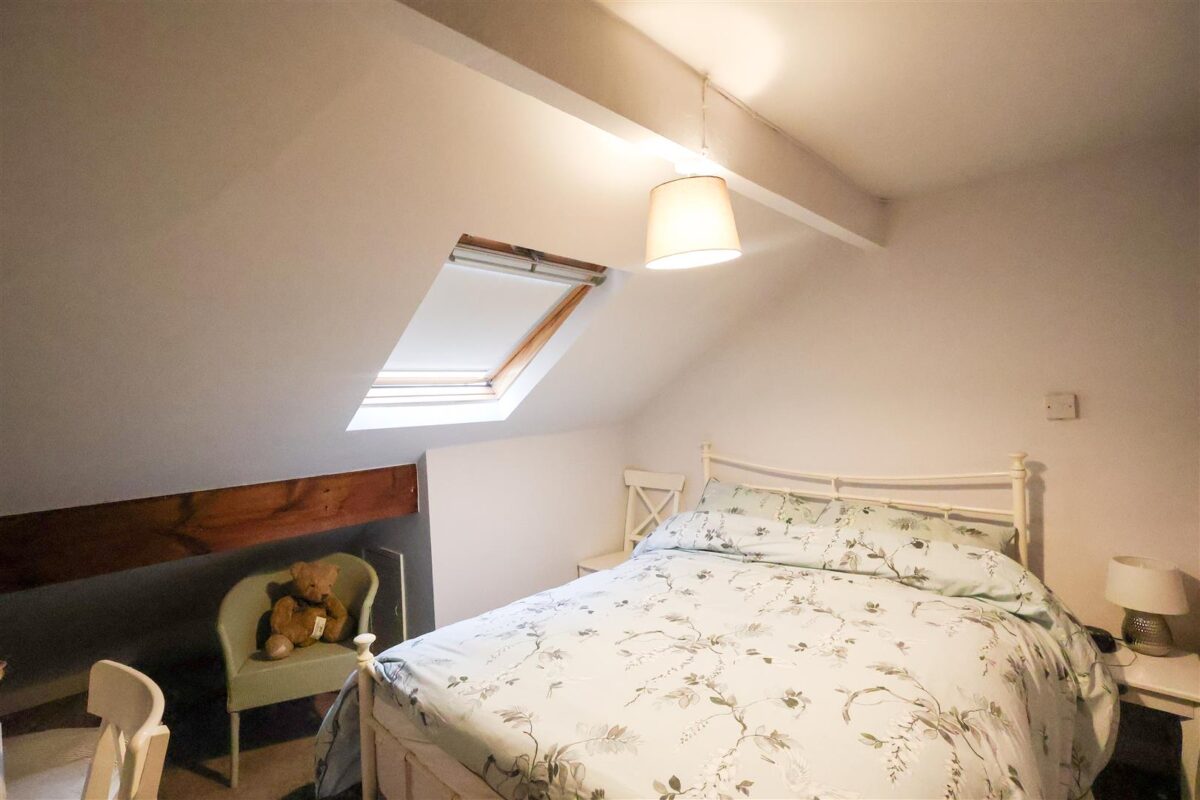 Melbourne Place, Sowerby