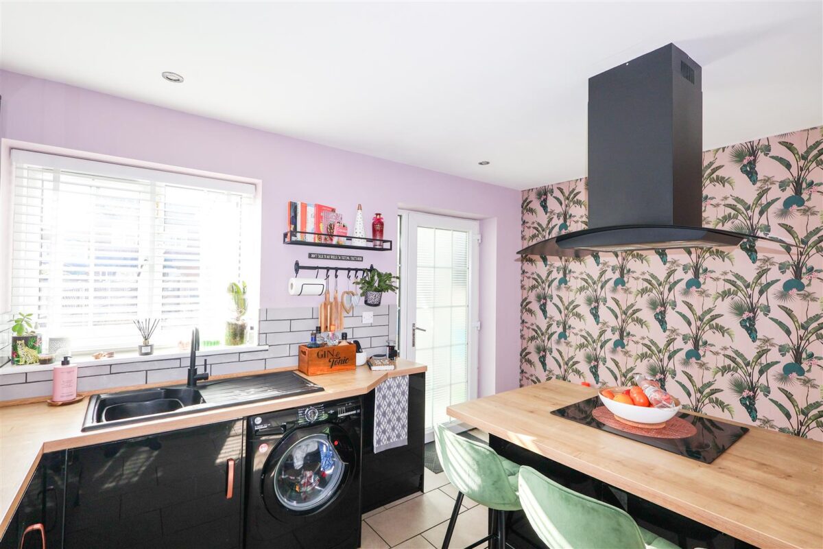 Manor Close, Topcliffe