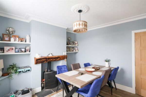 Melbourne Place, Sowerby