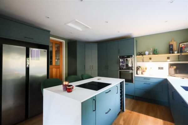 Orchard Close, Sharow