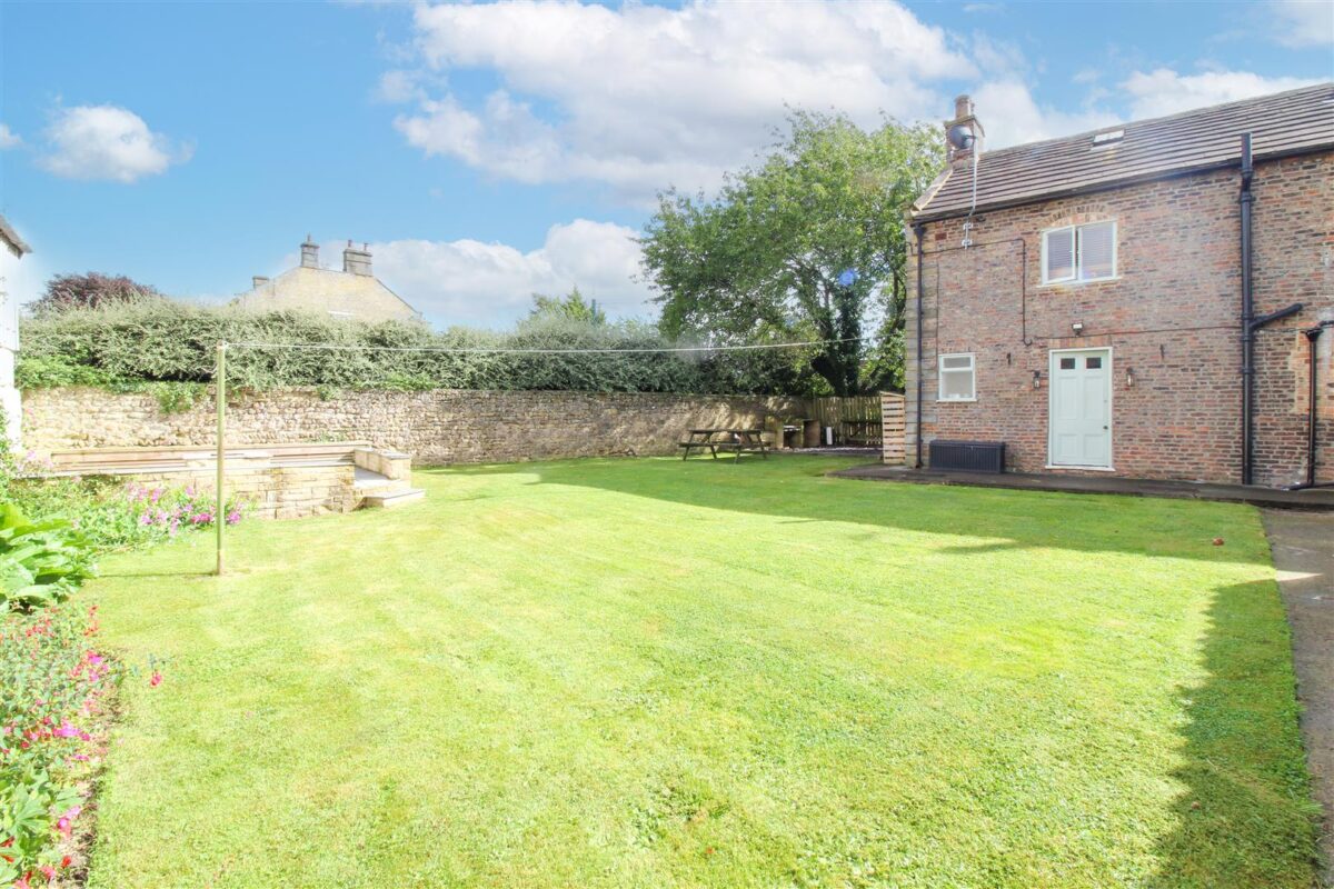 Dishforth, Thirsk