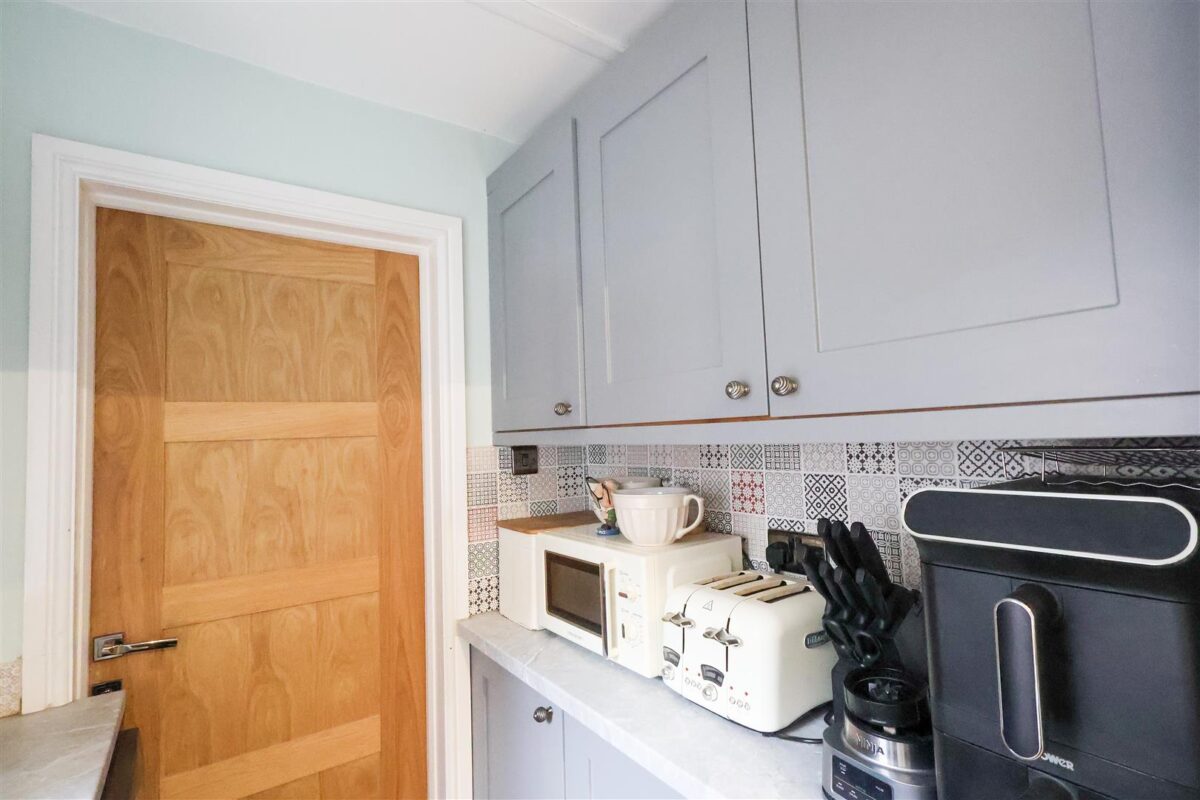 Melbourne Place, Sowerby