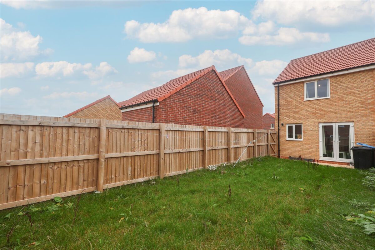 Iris Close, Sowerby, Thirsk