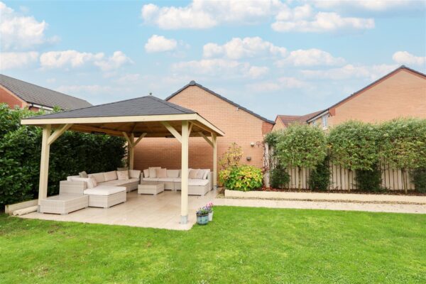 Woodland Way, Sowerby