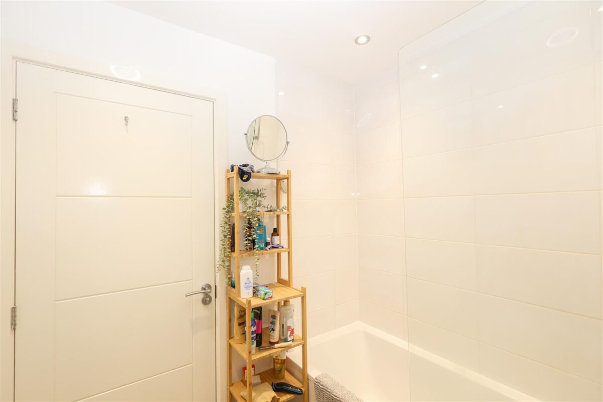 Magnolia Way, Sowerby, Thirsk