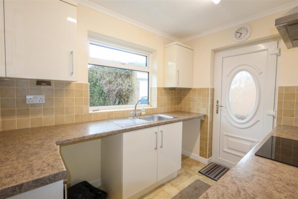 Carlton Close, Carlton Miniott