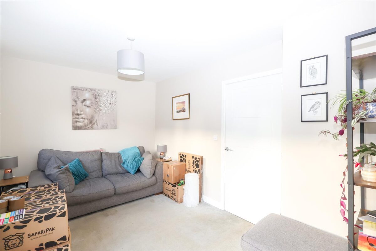 Magnolia Way, Sowerby, Thirsk