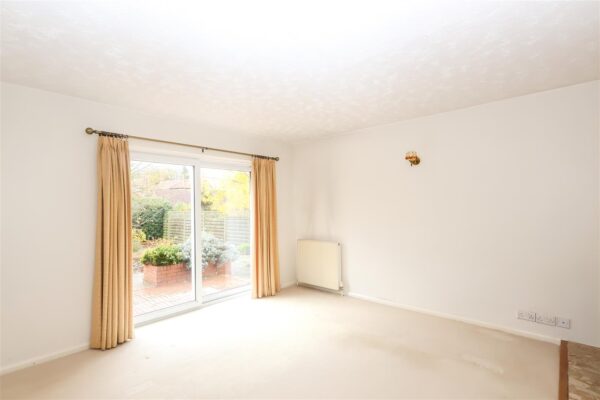 Jamesville Way, Asenby