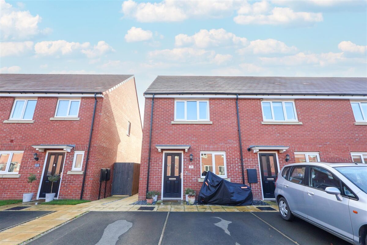 Magnolia Way, Sowerby, Thirsk