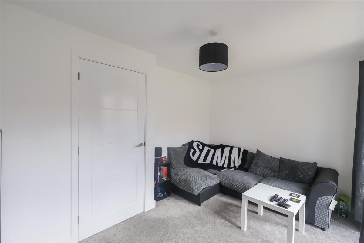 Iris Close, Sowerby, Thirsk