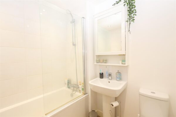 Magnolia Way, Sowerby, Thirsk