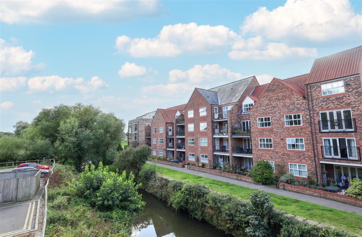 Williams Court, Thirsk