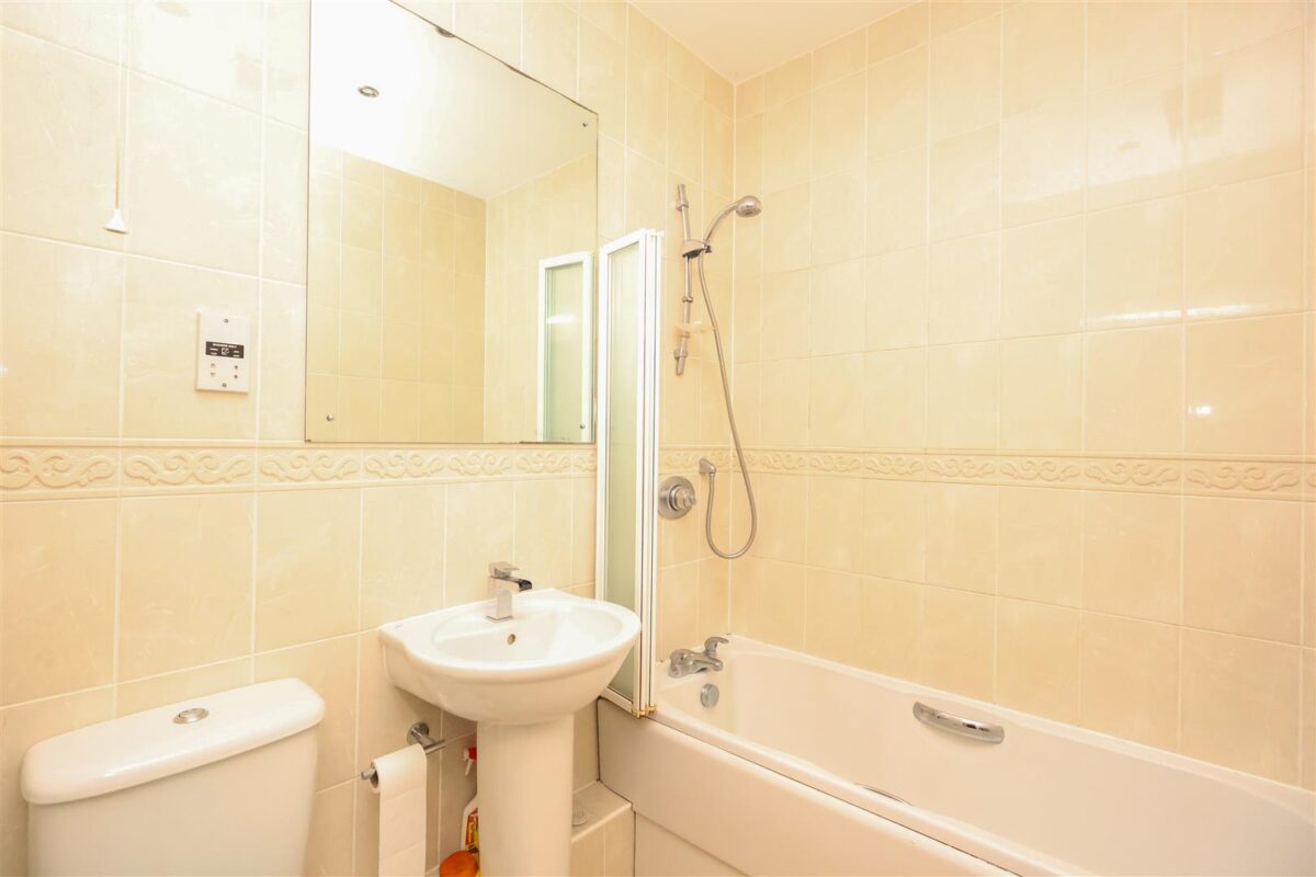 College Court, Steven Way, Ripon