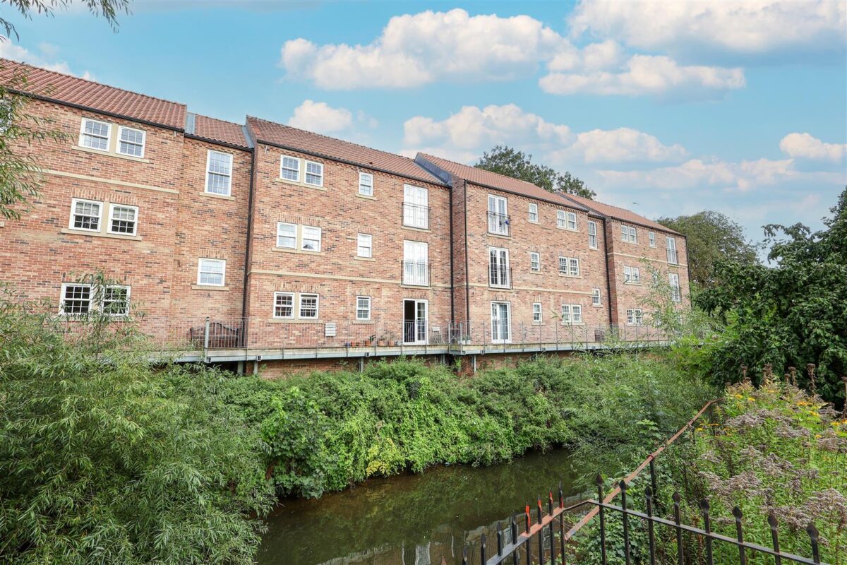 Williams Court, Thirsk