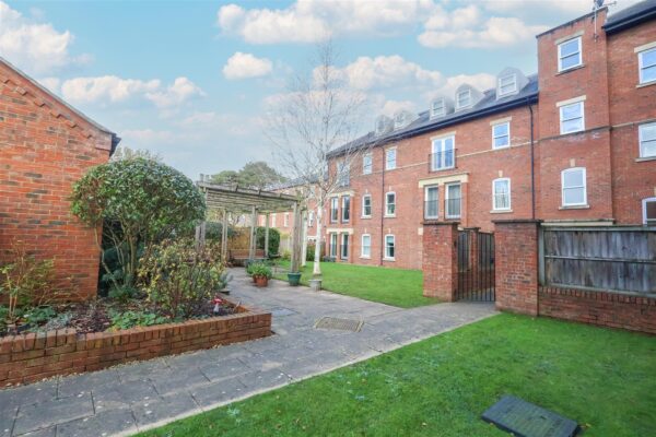 College Court, Steven Way, Ripon