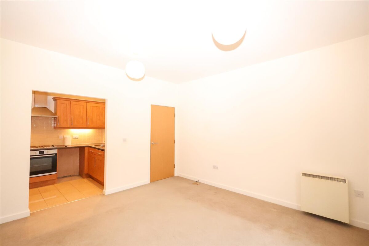 College Court, Steven Way, Ripon