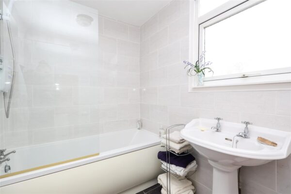 Meadow Croft Drive, Bishop Monkton, Harrogate