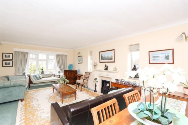 Meadow Croft Drive, Bishop Monkton, Harrogate