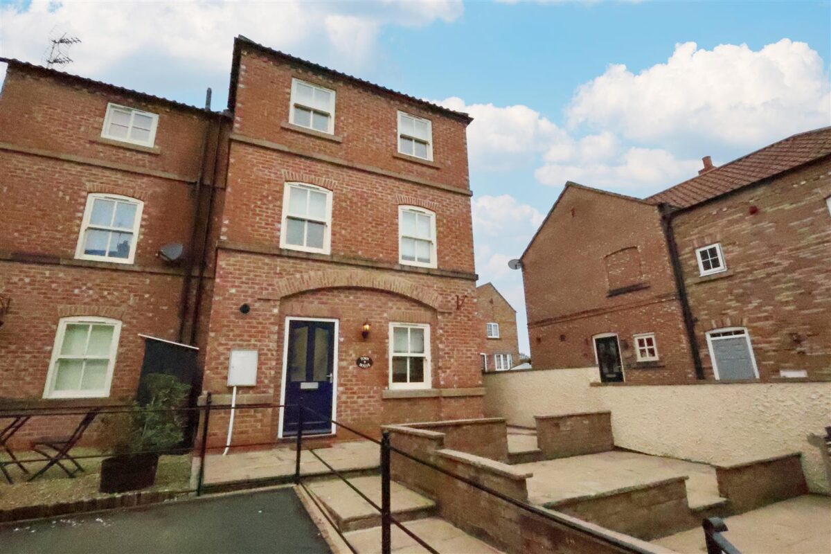 Allhallowgate, Ripon