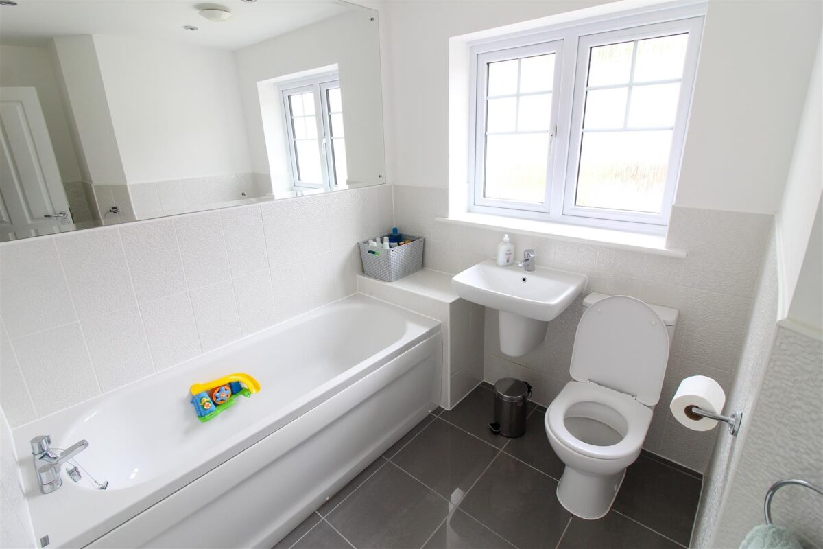 Kestrel Drive, Carlton Miniott, Thirsk