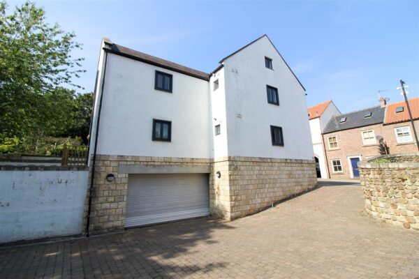 Allhallowgate, Ripon