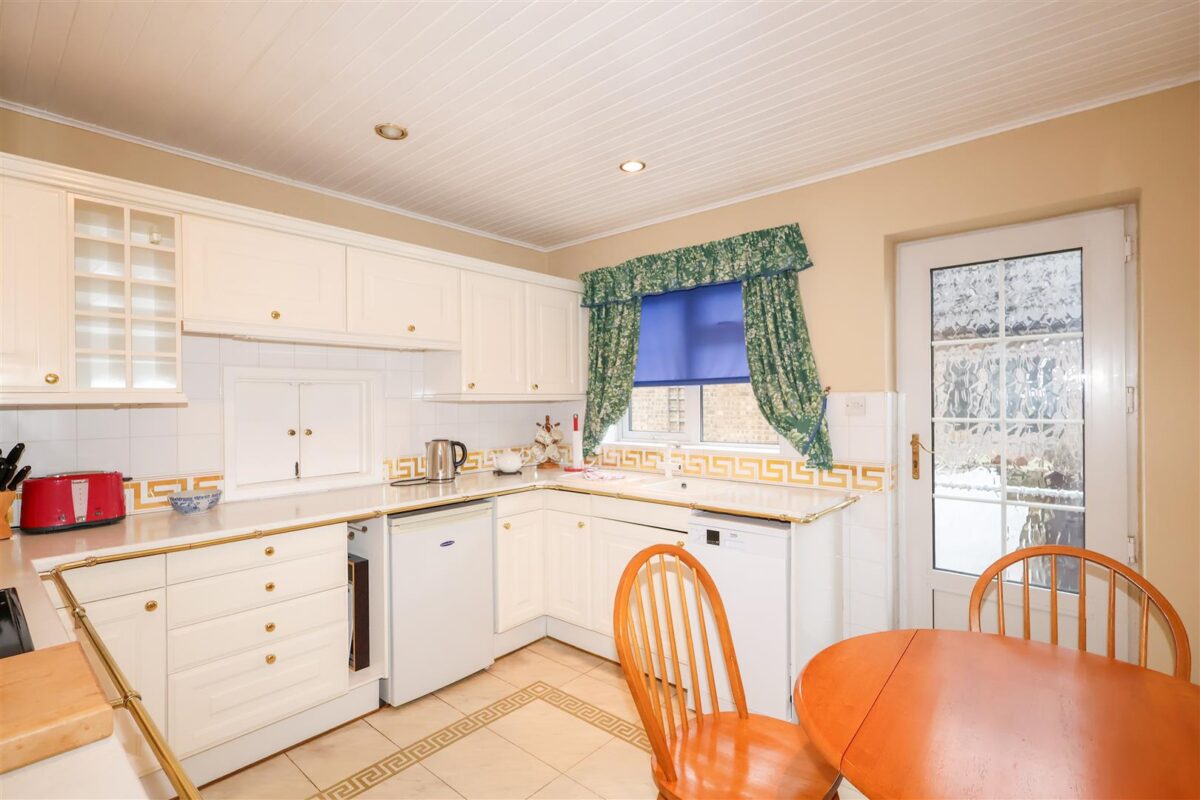 Melrose Crescent, Bishop Monkton, Harrogate