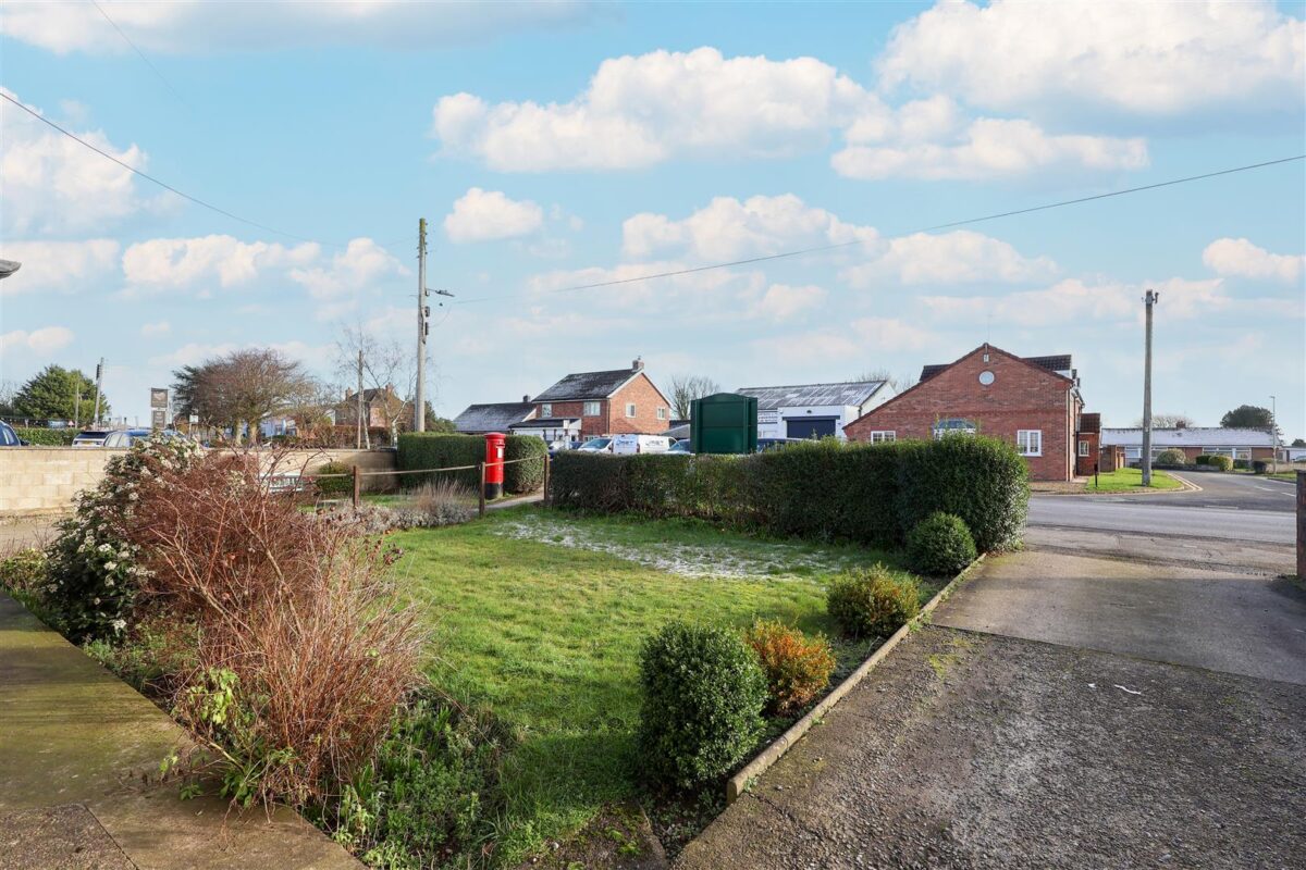 Carlton Road, Carlton Miniott, Thirsk