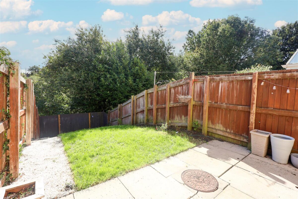 Aismunderby Close, Ripon